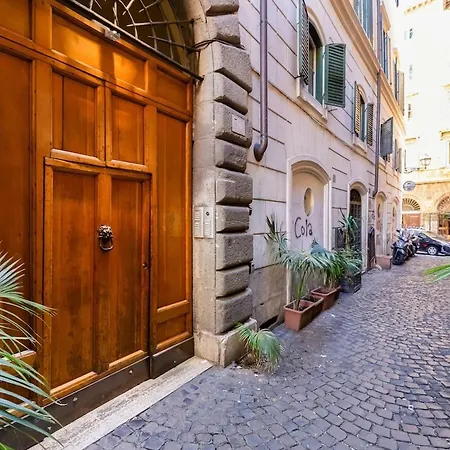 Piazza Navona Adorable